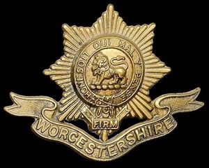 Worcestershire Regiment: Gilding metal 'Cap Badge'. With 'Victorian' crown on …