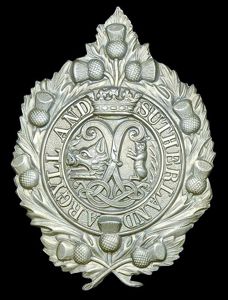 Argyll & Sutherland Highlanders: White metal 'Glengarry Badge', with non …
