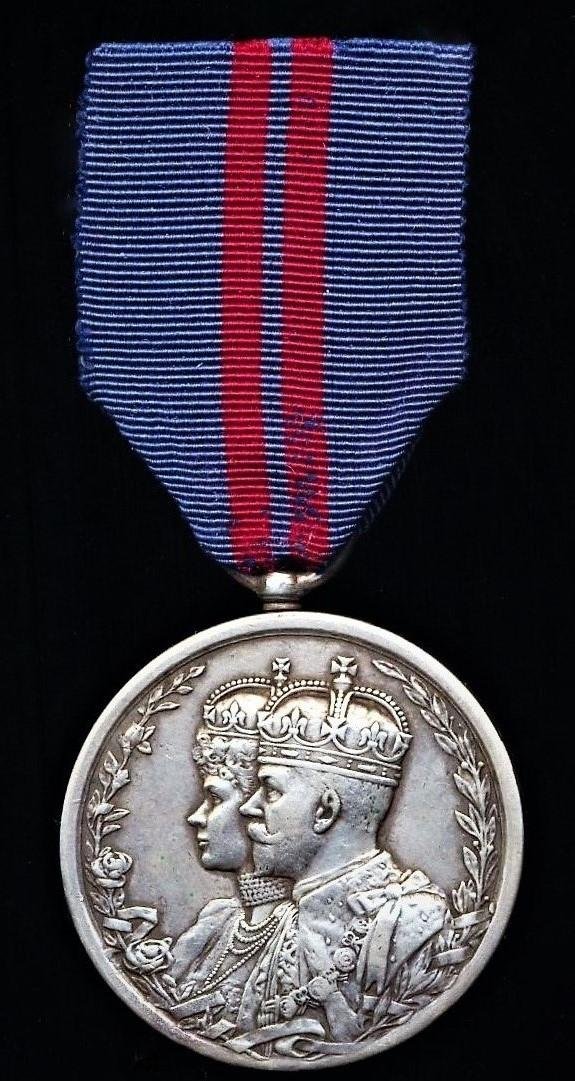 Delhi Durbar Medal 1911. Silver issue. The medal contemporary engraved in Urdu/Persian script (666 Driver Gauhar Ali, 27th Mule Corps) — image 2