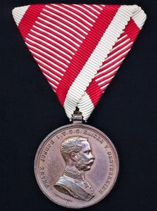 Austria (Empire): Bravery Medal. Emperor Franz Joseph issue circa 1915-1916. …