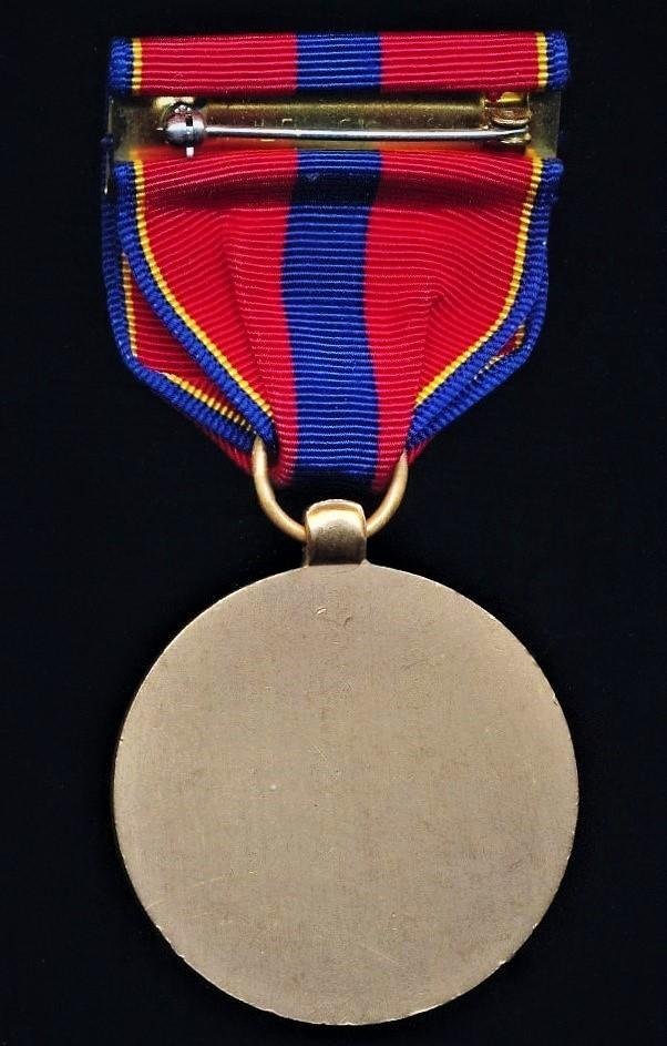 United States: Naval Reserve Meritorious Service Medal — image 3