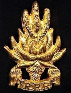 Union of South Africa: Regiment Piet Retief. Gilding metal collar …