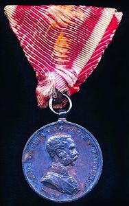 Austria (Empire): Bravery Medal. Emperor Franz Joseph issue circa 1915-1916. …