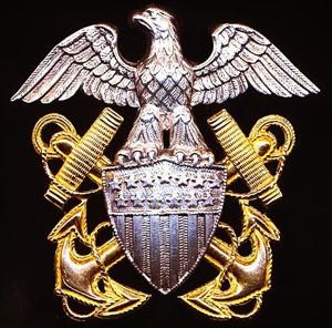 United States Navy: Officers bi-metal with gold plating 'Visor-cap' cap …