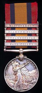 Queen's South Africa Medal. Silver issue with 4 x clasps …