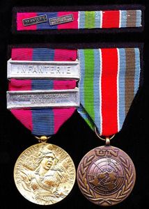 A French Army 'Balkans Service' medal pair: