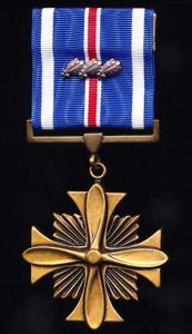 United States: Distinguished Flying Cross. With 3 x 'Bronze Oakleaf …