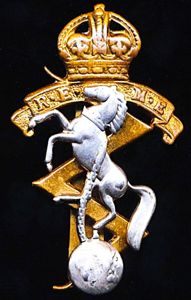 Royal Electrical and Mechanical Engineers (REME). Kings Crown bi-metal cap …