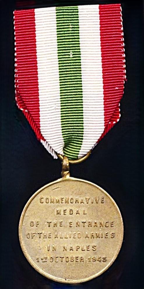 United States: 5th Army Liberation of Naples Medal 1943 — image 3