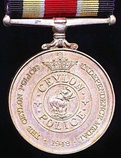 Ceylon (Dominion): The Ceylon Police Independence Medal (1948) — image 4