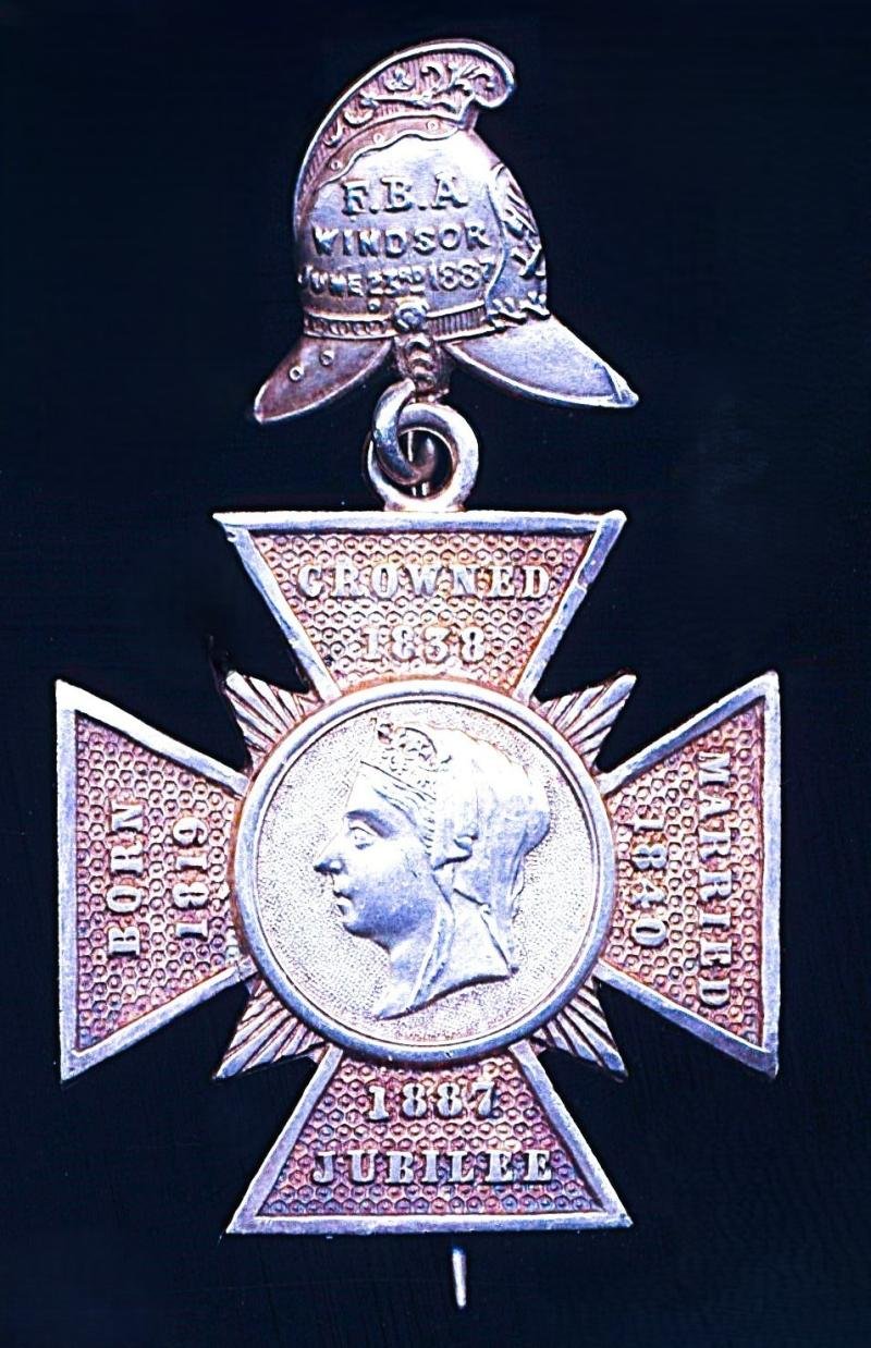 The Great Windsor Fire-Brigades Jubilee Review 1887: Silver (not hallmarked) Cross — image 3
