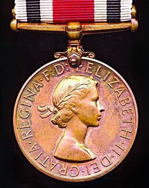 Special Constabulary Long Service Medal. EIIR issue (John A. Thompson) — image 2