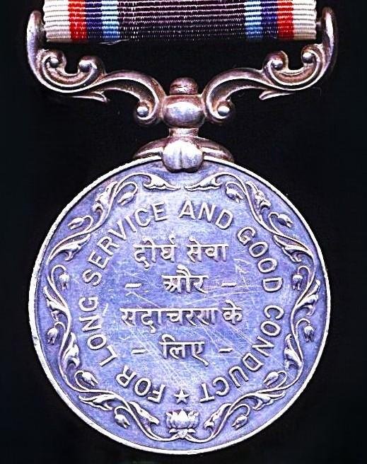 India: Armed Force Long Service and Good Conduct Medal. Silver (15946 PO Std. Peter Gomez, I.N.) — image 4