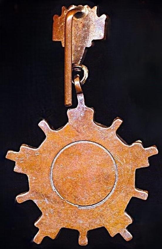 Pakistan (Republic): Medal of Military Service (Tamgha-i-Khidmat (Military)). Third Class (T.K.III). 1st type insignia (Circa 1957-1980) — image 5