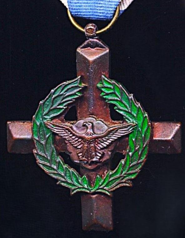 United States: Air Force Cross — image 2