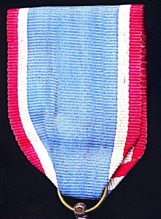 United States: Air Force Cross — image 3