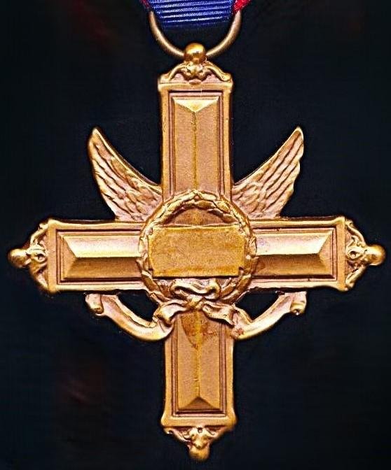 United States: Distinguished Service Cross (Army). Circa 1945-1970 — image 4