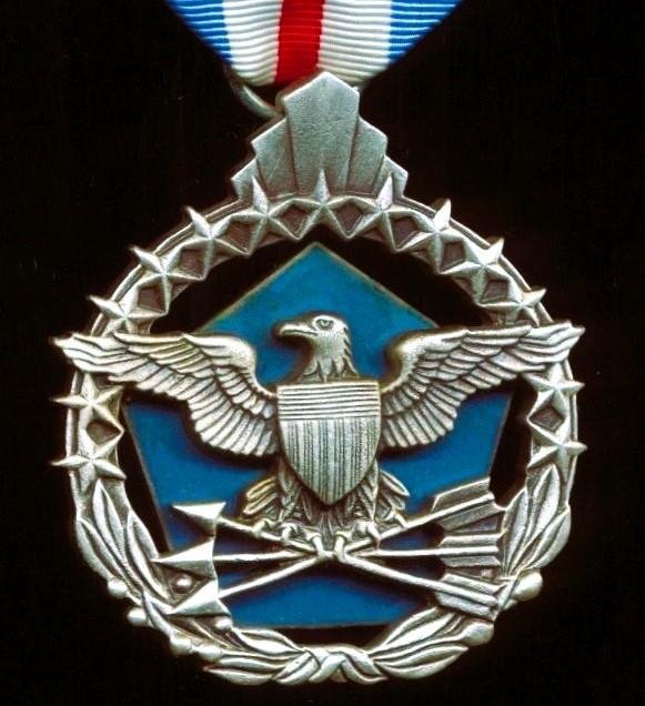 United States: Defense Superior Service Medal. Circa 1990-2025 — image 2