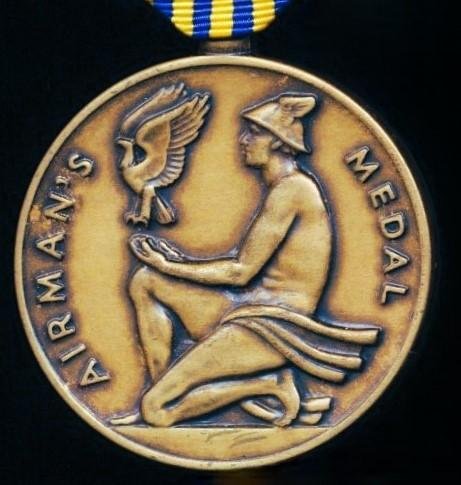 United States: Airman's Medal. Circa 1990-2025 — image 2