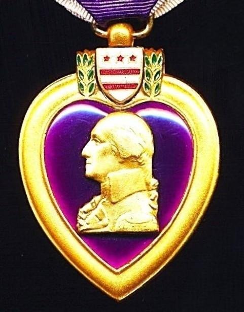 Purple Heart Medal. A cased Second World War issue 'Set'. Circa issue 1945-1965 (including Second World War, Korean War and early Vietnam War) — image 3
