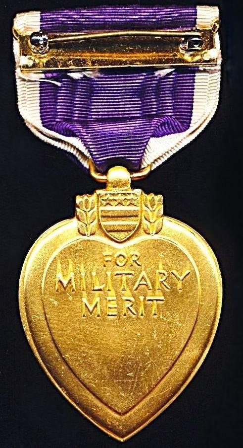 United States: Purple Heart Medal. A cased Second World War issue. Awarded circa 1945-1965 (including Second World War, Korean War and early Vietnam War) — image 4
