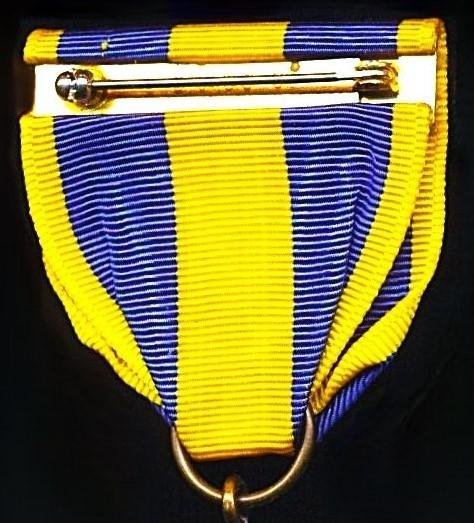 United States: West Indies Campaign Medal 1898. Naval obverse with United States Marine Corps reverse and fitted with second type riband — image 5