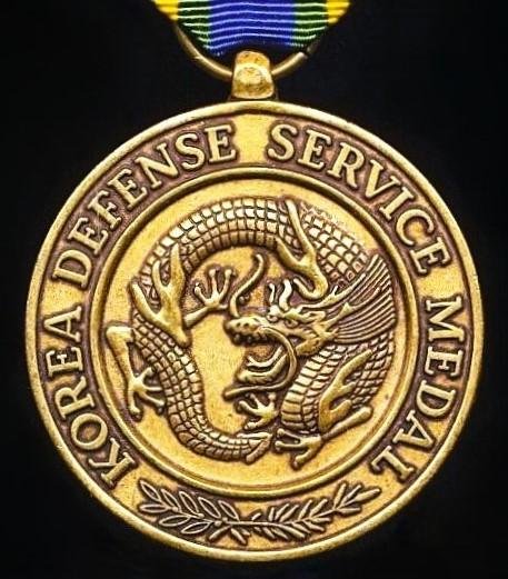United States: Korea Defense Service Medal (KDSM). 1st type obverse legend — image 2