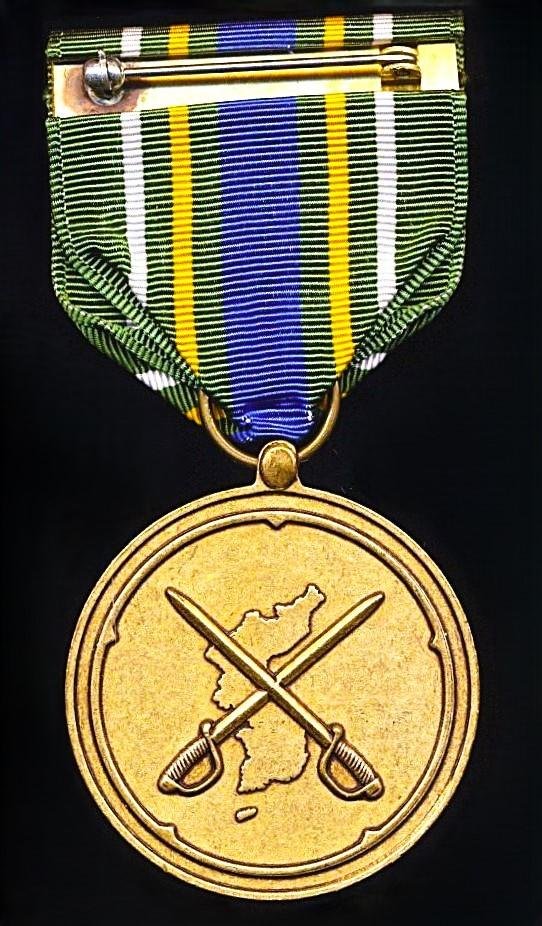United States: Korea Defense Service Medal (KDSM). 1st type obverse legend — image 3