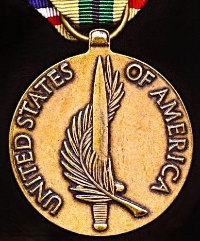United States: Southwest Asia Service Medal 1990-1995 (awarded for service in the Gulf War and post-war operations in the Middle-East 1990-95) — image 4