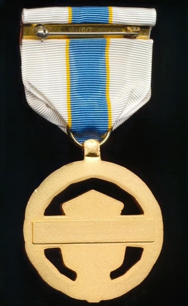 United States: National Aeronautics and Space Administration (N.A.S.A.). Exceptional Administrative Achievement Medal — image 3