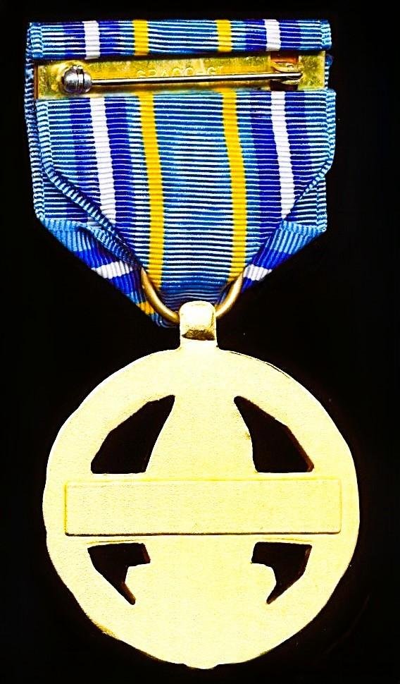 United States: National Aeronautics and Space Administration (N.A.S.A.). Exceptional Technology Achievement Medal — image 3