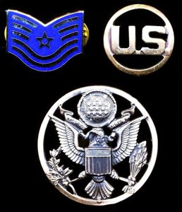 United States Air Force: Lot of enlisted women's insignia