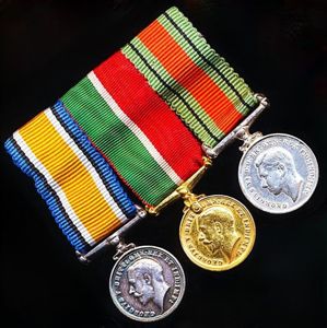 A World Wars Miniature Medal Group of 3 including service …