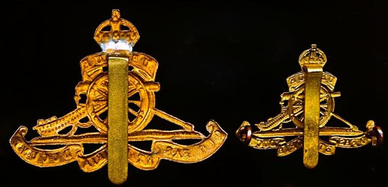 Royal Regiment of Artillery: Kings Crown gilding metal reduced-size cap badge for wear on the beret or forage cap — image 2