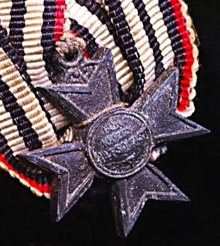 Germany (Imperial): Prussia Merit Cross for War Aid (Verdienstkreuz für Kriegshilfe). Miniature medal — image 2