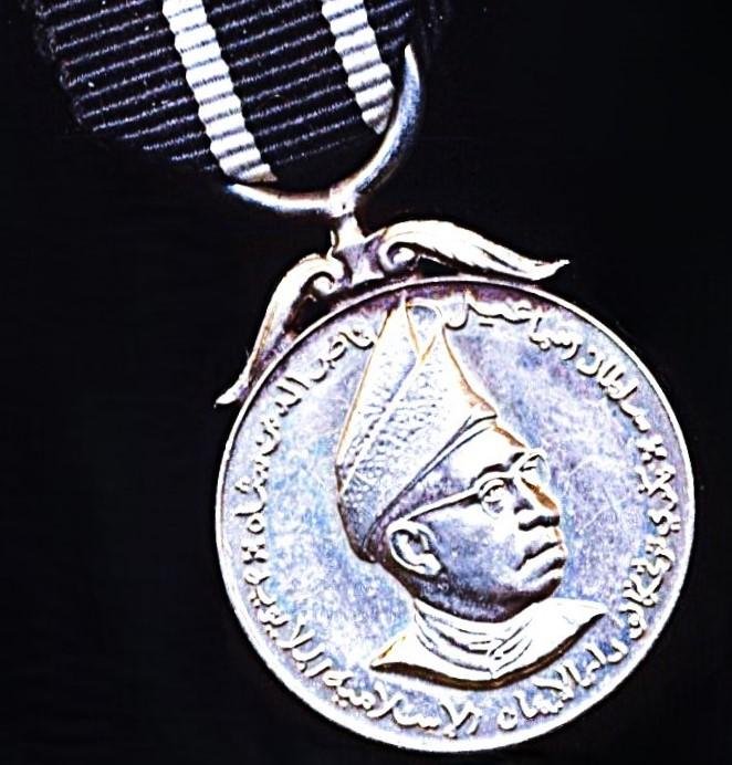 Malaysia (Federation): Terengganu State. Distinguished Conduct Medal (Pingat Pekerti Terpilih). Miniature medal — image 2