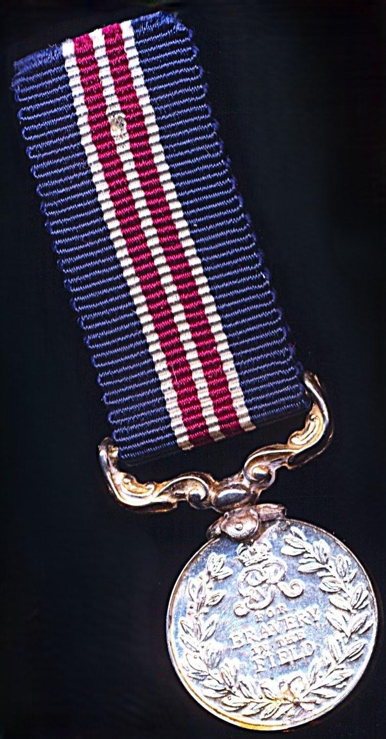 United Kingdom: Military Medal (M.M.). GV issue. 2st Type 'Crowned Head' (circa 1931-37) — image 3