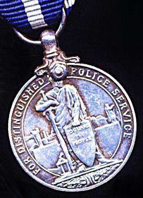 United Kingdom: Queen's Police Medal. EIIR issue (circa 1954-2022) — image 4