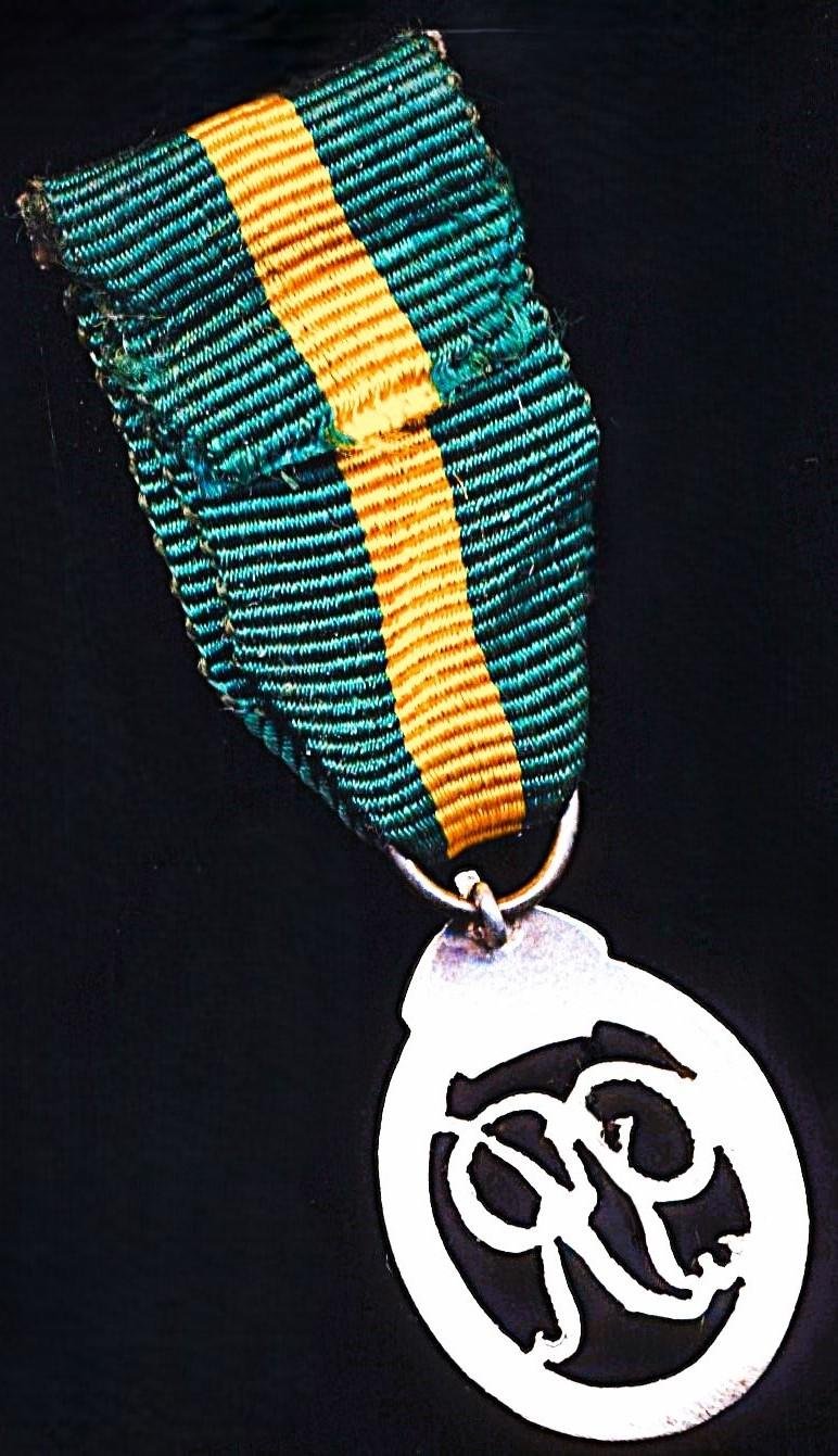 United Kingdom: Efficiency Decoration (T.D / E.D.). With GVI 2nd type obverse cypher (1947-1952). With integral top 'Territorial' bar — image 4