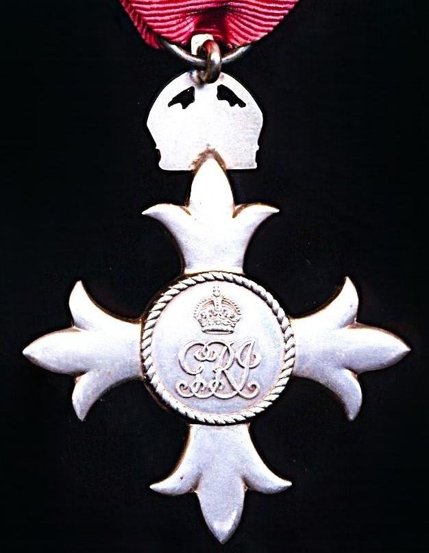 Member of the Order of the British Empire (Civil Division). M.B.E. 2nd type breast badge, with silvered 'Oakleaves' emblem for Gallantry on riband — image 5