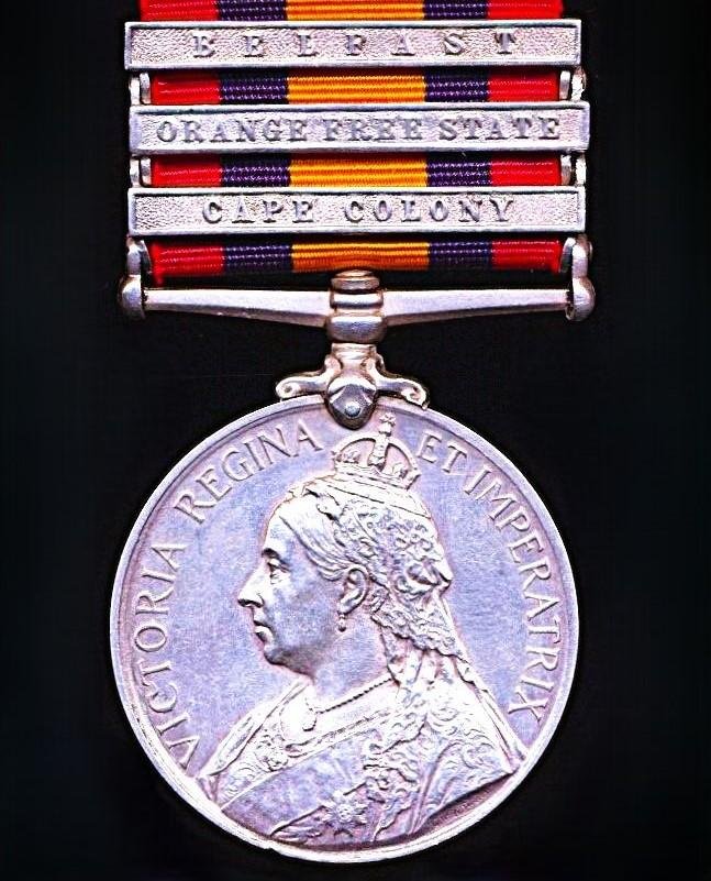 Queens South Africa Medal 1899-1902. Silver issue with clasp 'Cape Colony', 'Orange Free State' & 'Belfast' (8312 Pte. A. Abbott. Gren: Gds:) — image 2