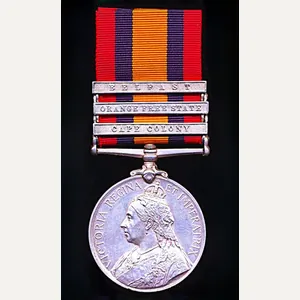 Queens South Africa Medal 1899-1902. Silver issue with clasp 'Cape …