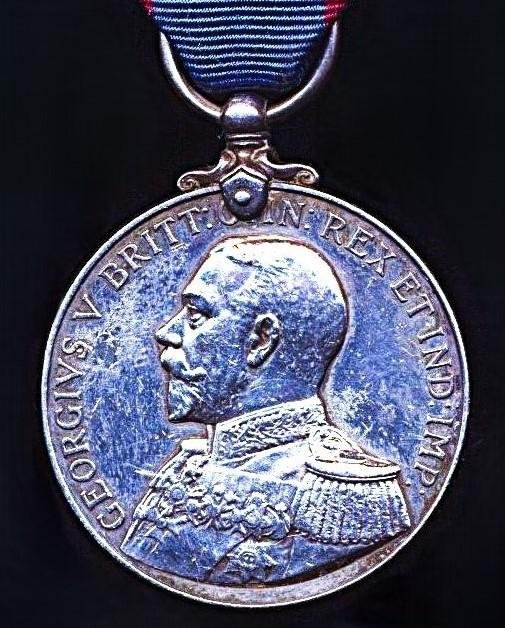 Royal Fleet Reserve Long Service & Good Conduct Medal. GV issue first type (283285 PO. B. 1362 W. Hopwood. Sto.1 R.F.R.) — image 2