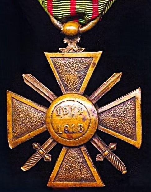 France: Cross of War 1914-1915 (Croix De Guerre 1914-1915). With 2 x Citation emblems (1 x Bronze Palm & Silver Star) on the riband. Reverse of cross dated 1914-1918 — image 5