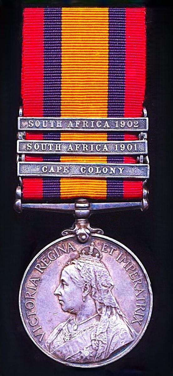 Queens South Africa Medal. Silver issue & 3 x clasps 'Cape Colony', 'South Africa 1901' & 'South Africa 1902' (37314 Pte L. Keill. Lovat's Scouts.) — image 2