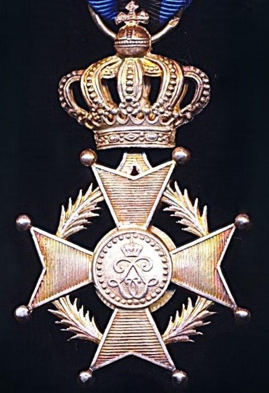 Belgium: Order of Leopold II (Ordre de Leopold II, / Orde van Leopold II). 5th Class 'Knight'. Uni-lingual 'French language obverse legend (1908-1951).With silvered 'Palm' emblem with 'L' cypher — image 5