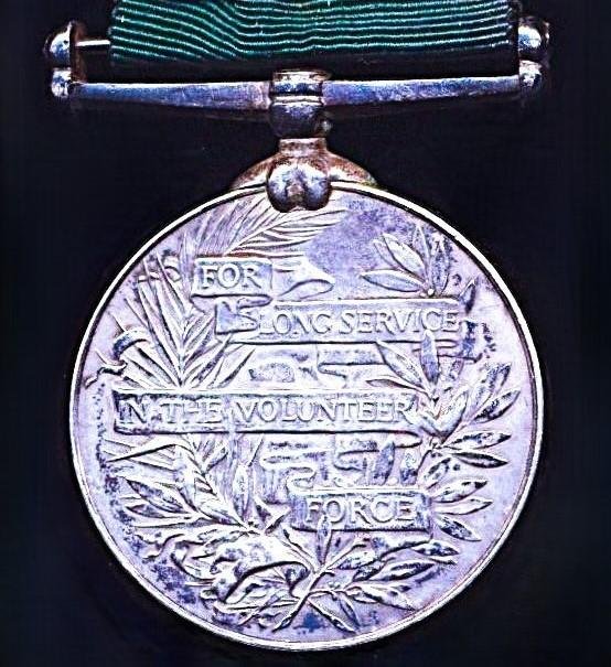 Volunteer Force Long Service Medal (India & Colonies. GV issue (Serjeant C. M. Mackay-Jameson. A.V. Lt. Horse) — image 4