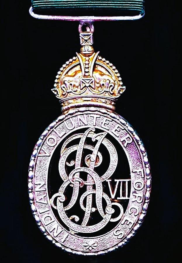 Indian Volunteer Forces Officers Decoration,. EDVII issue (Captain J. Tulloch, U.P. Lt. Horse) — image 2