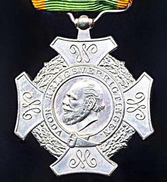 Netherlands Expeditions Cross (Expeditie-Kruis). 2nd Type Portrait Obverse. With clasps (or 'Gespen') 'Atjeh 1873-1880' — image 2