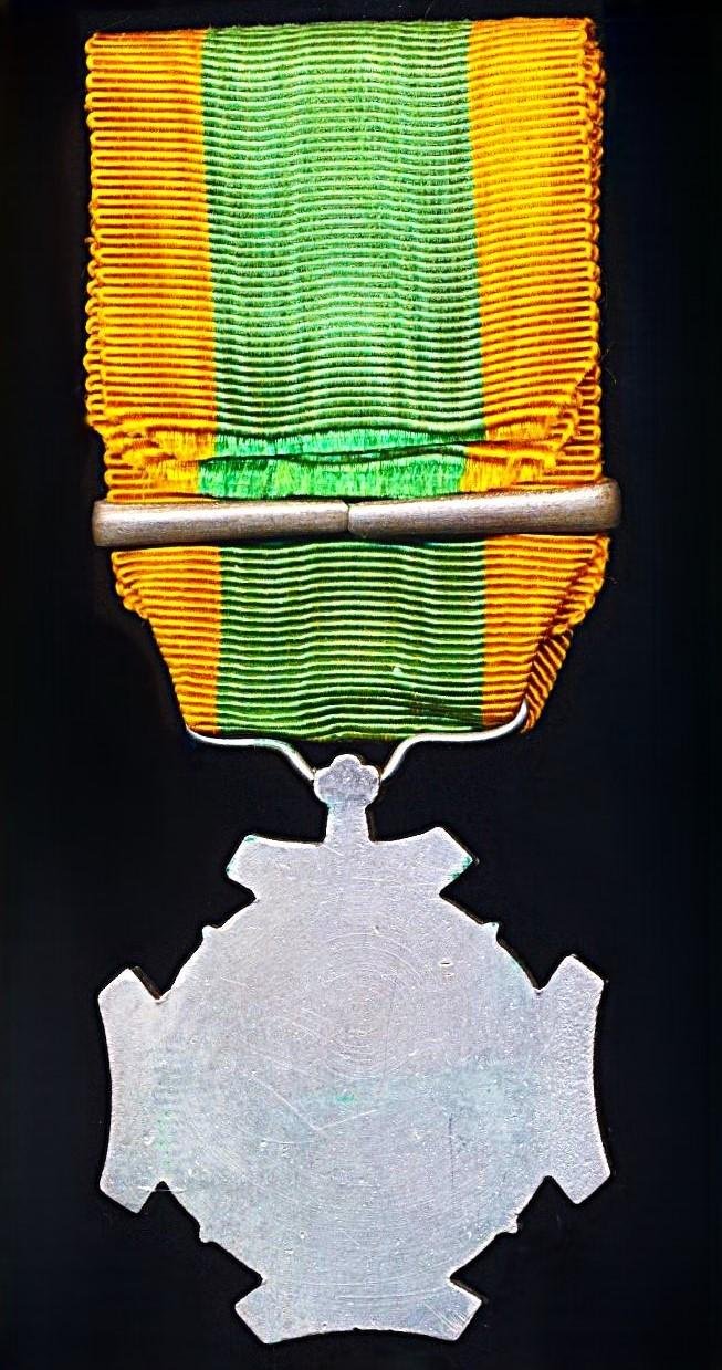 Netherlands Expeditions Cross (Expeditie-Kruis). 2nd Type Portrait Obverse. With clasps (or 'Gespen') 'Atjeh 1873-1880' — image 4